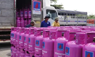 Nơi cung cấp gas PetroVietnam 12kg van ngang 12kg tại Dĩ An, Bình Dương uy tín