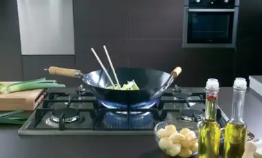 BẬT MÍ CÁCH SỬ DỤNG BẾP GAS AN TOÀN, TRÁNH RÒ RỈ GAS VÀ CHỐNG CHÁY NỔ